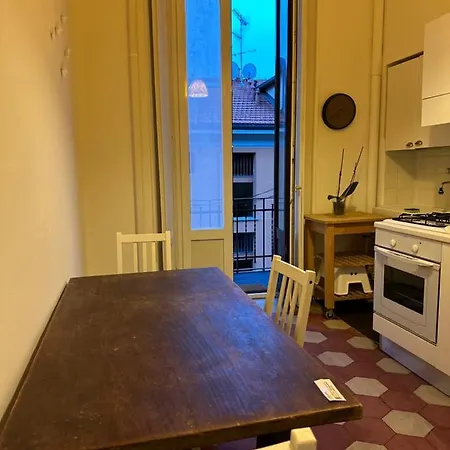 Xenia - Bright And Elegant Milan