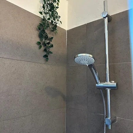 Apartment Xenia - Bright And Elegant