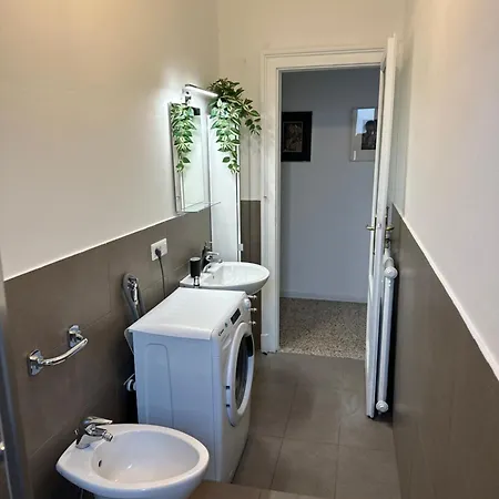 Xenia - Bright And Elegant Apartment